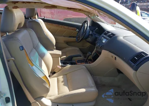 2005 Honda Accord 2.4 Ex z USA, uszkodzony, nr VIN 1HGCM726X5A003485